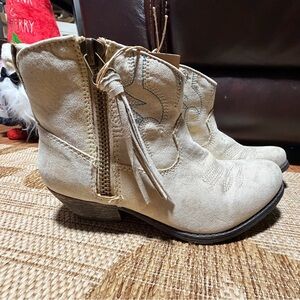 BIG BUDDHA Gold shimmer Ankle Boots, BNWT Size 8